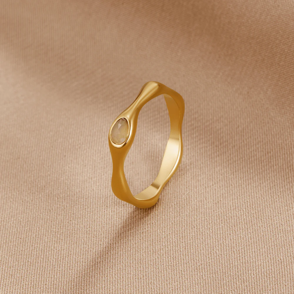 Amalfi Wave Gold Ring - Image 3